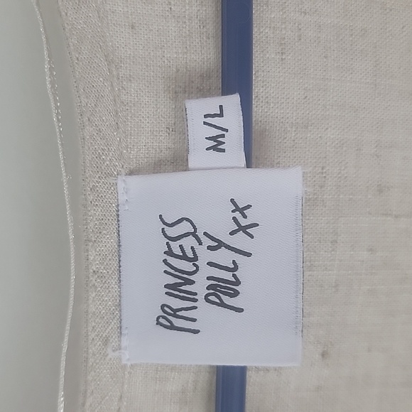 Above the knee dress - Picture 2 of 2